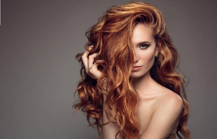 Why Blasé Waves Are Becoming the New ‘It Girl’ Look 